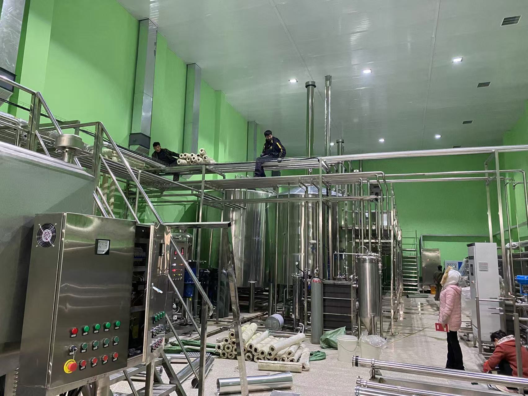 费县精酿啤酒设备厂—精酿啤酒设备制造：传承工艺与创新科技的交融